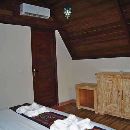 Ghamed Sari Hotel Buitenkant foto