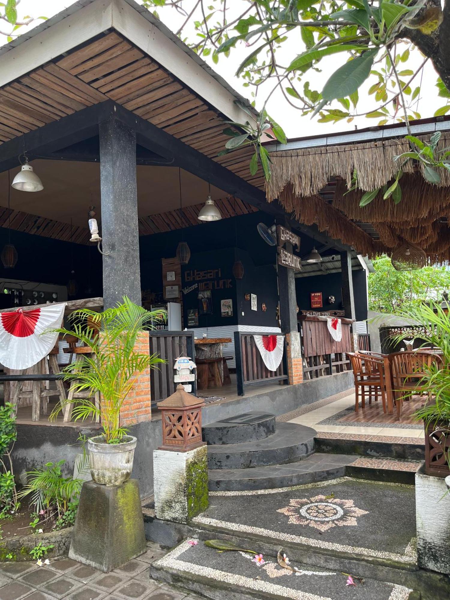 Ghamed Sari Hotel Buitenkant foto