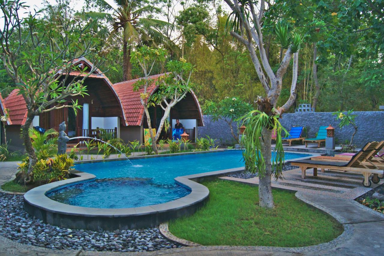 Ghamed Sari Hotel Buitenkant foto