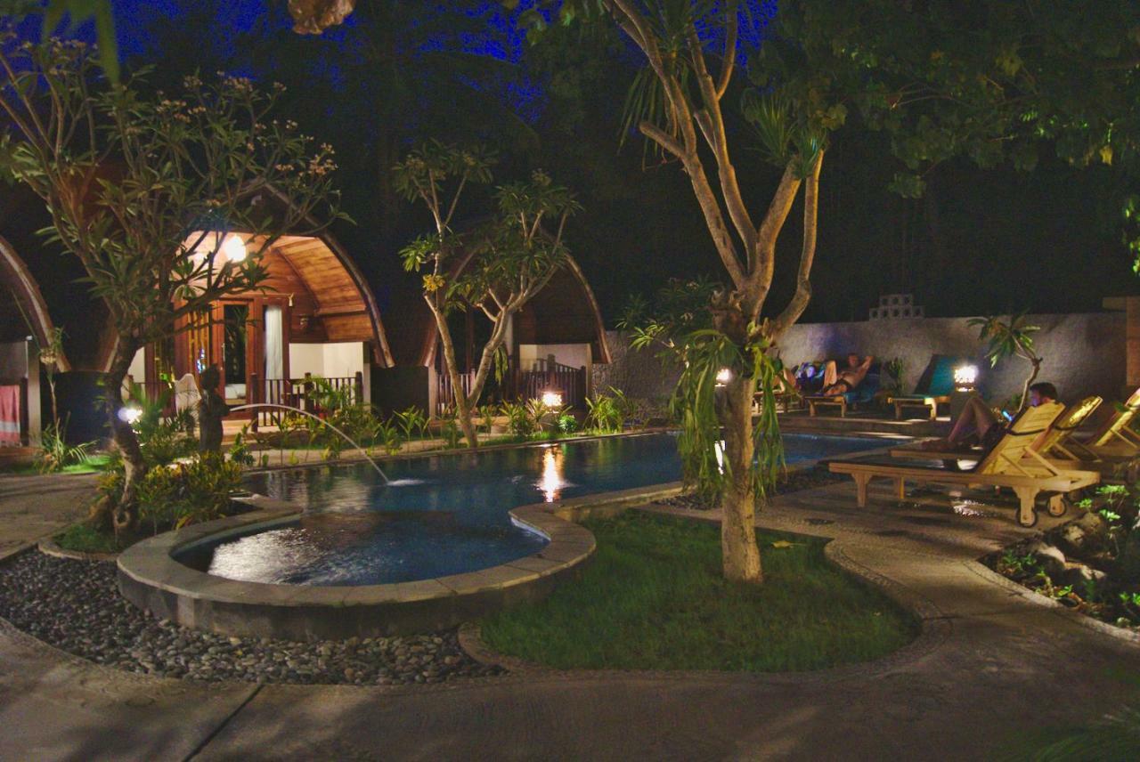 Ghamed Sari Hotel Buitenkant foto
