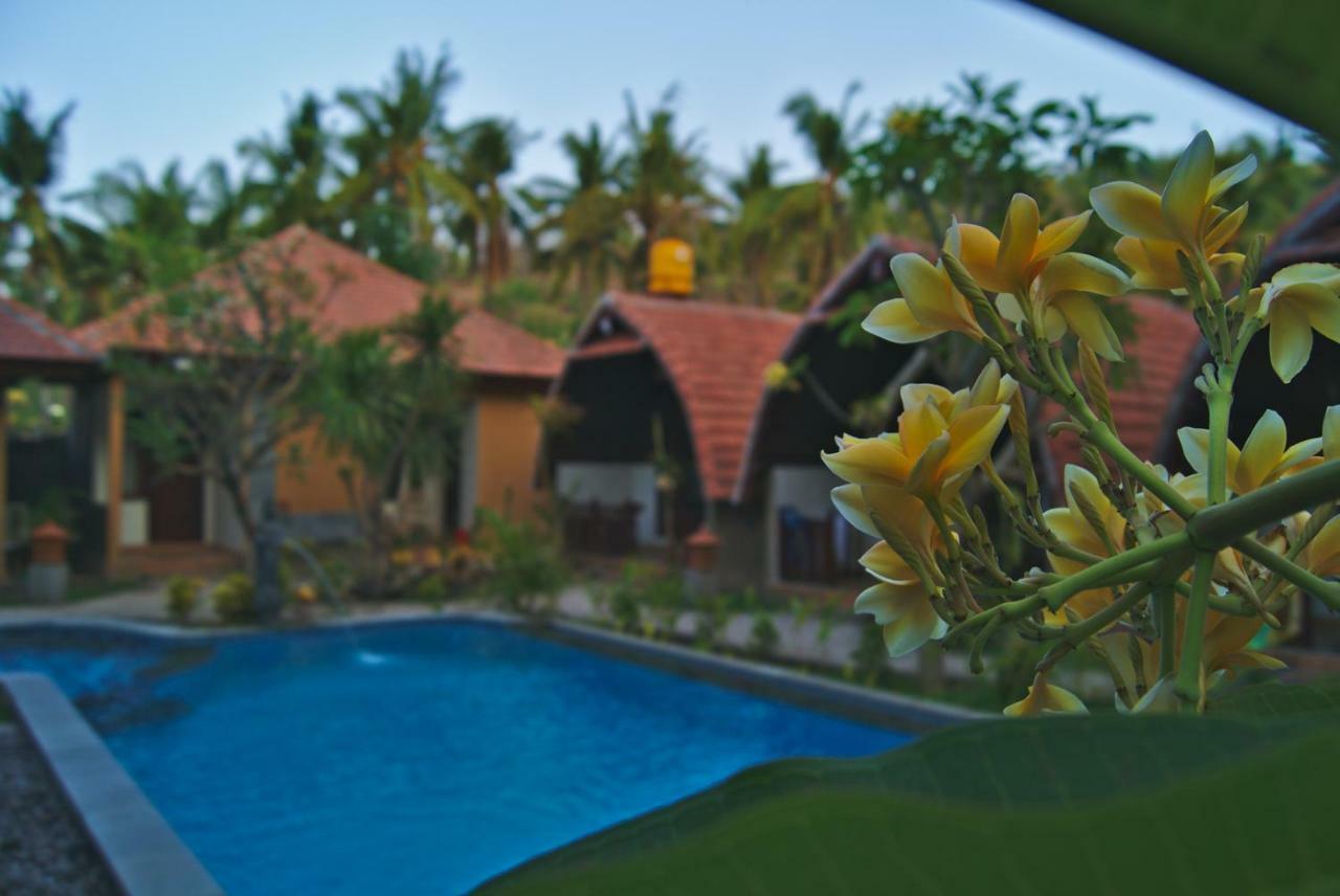 Ghamed Sari Hotel Buitenkant foto