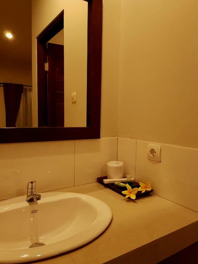 Ghamed Sari Hotel Buitenkant foto
