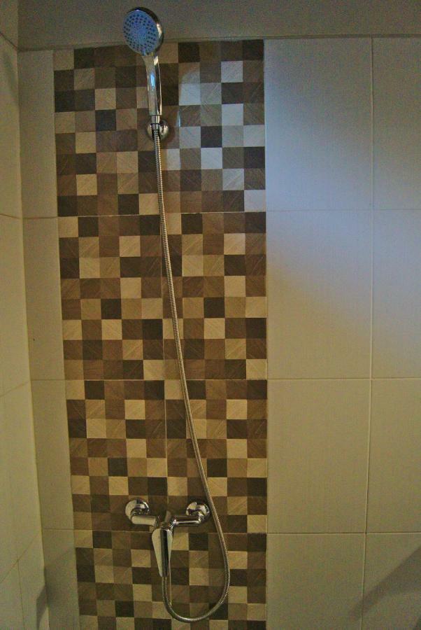 Ghamed Sari Hotel Buitenkant foto